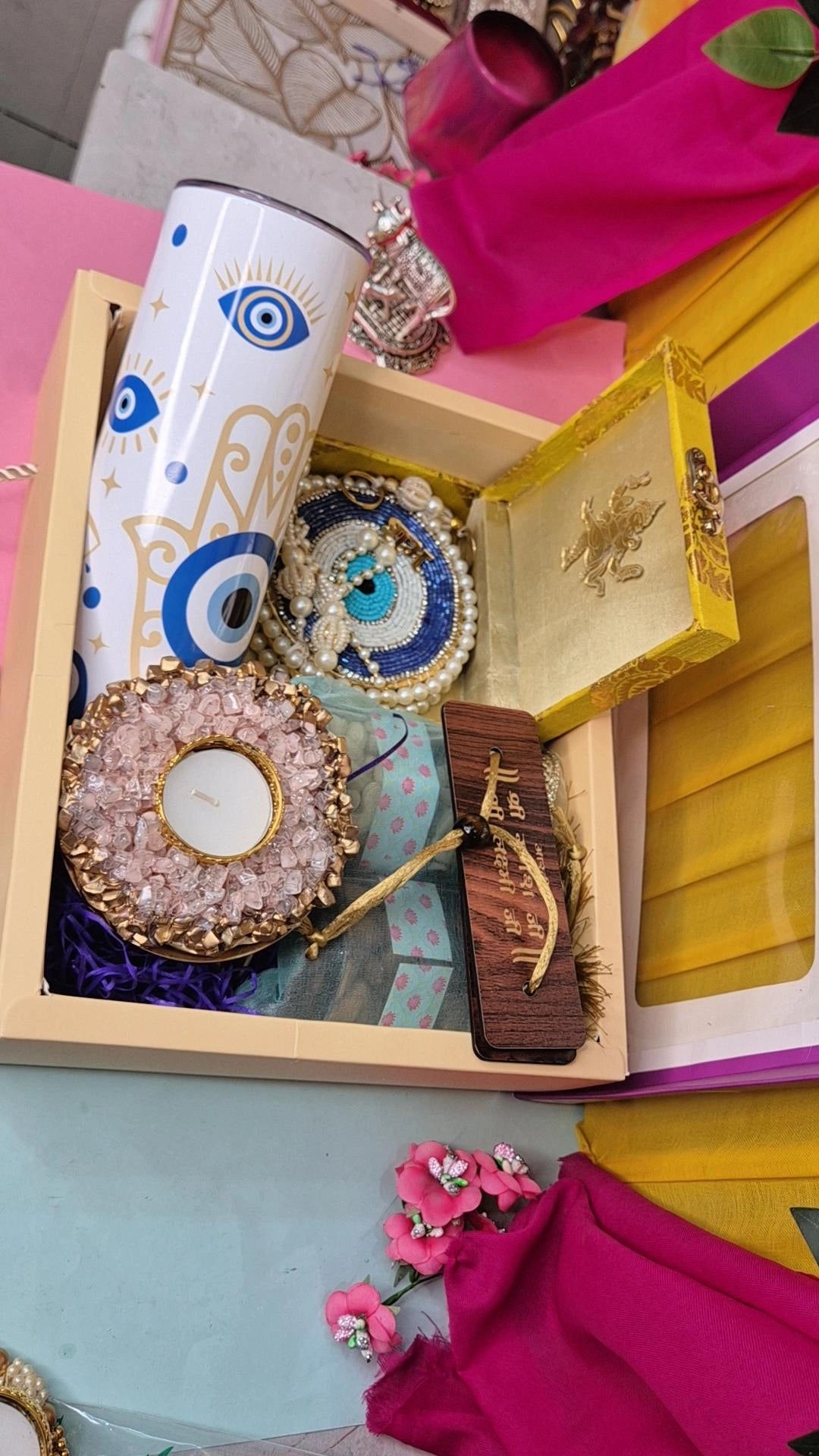 Auspicious Aura Hamper