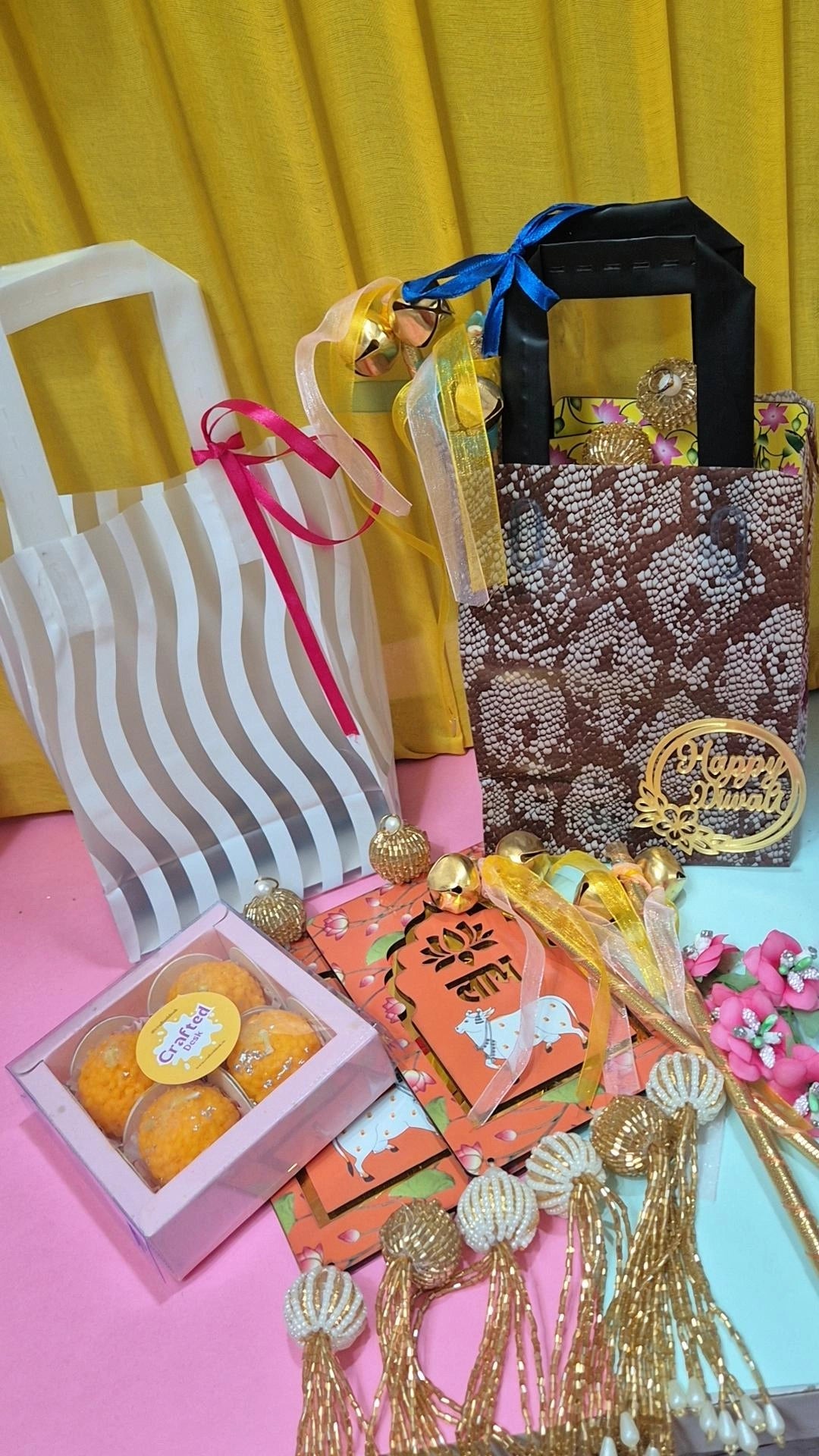 Festive Aura Hamper 🎉