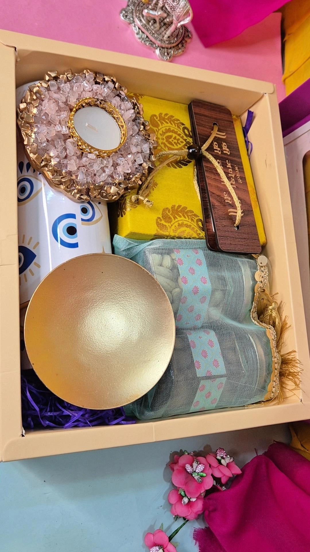 Auspicious Aura Hamper