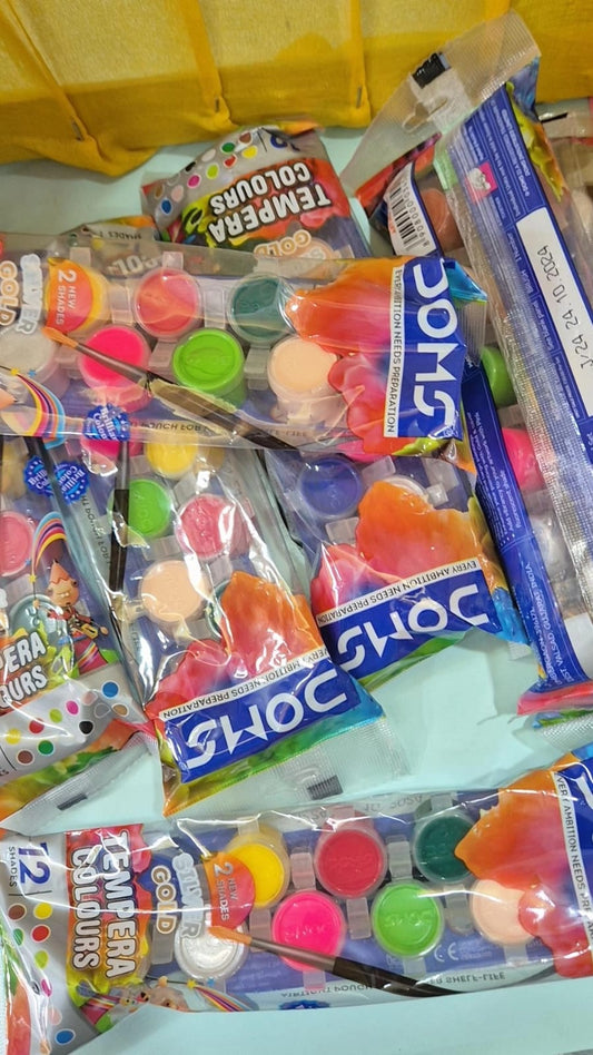 DOMS 12-Piece Water Colour Set 🎨