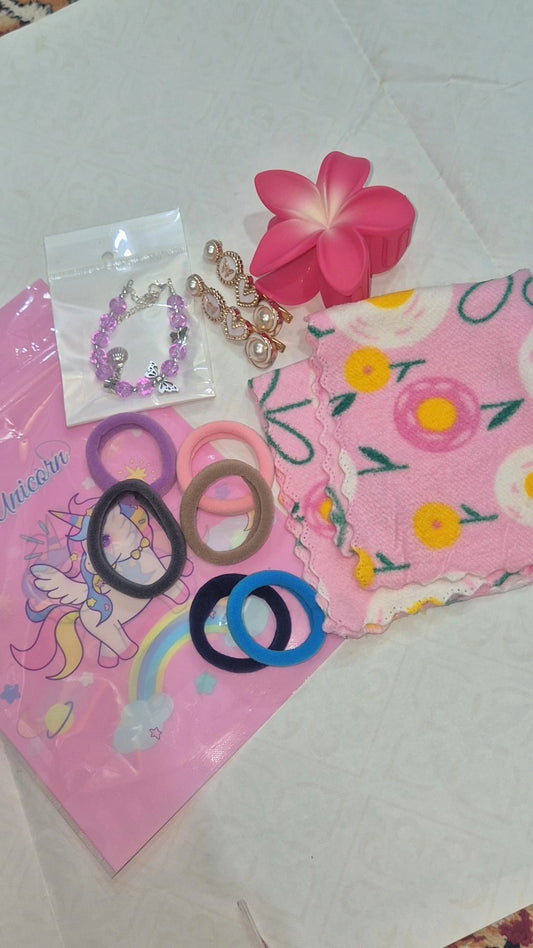 Everyday Pretty Pouch